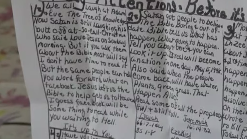 Illustration for article titled Woman finds creepy religious notes inside 24-pack of Pepsi